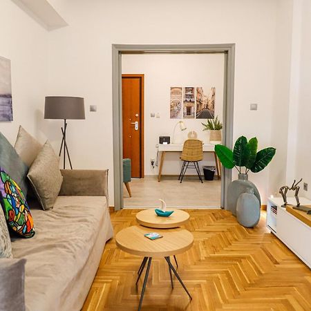 Newly Renovated Apartment 7 Min Walk From Acropolis Атина Екстериор снимка