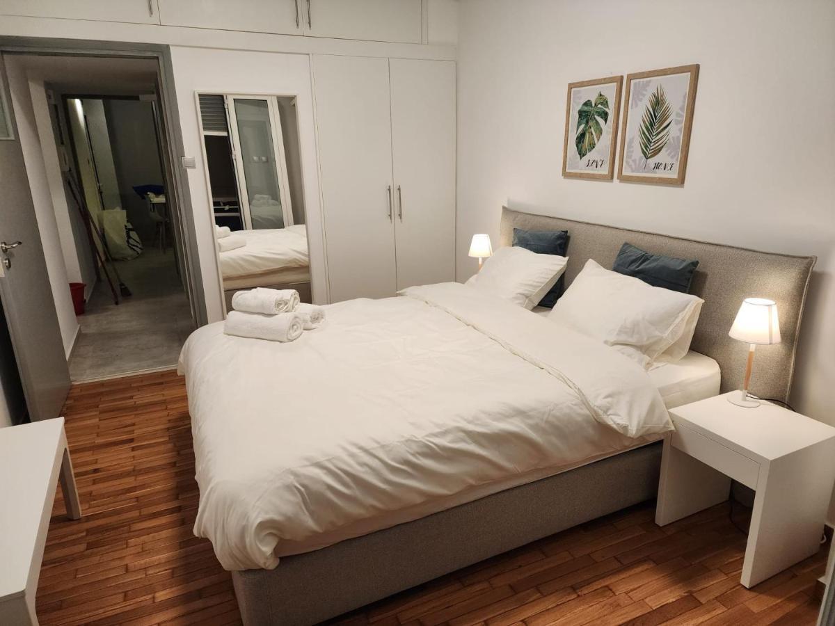 Newly Renovated Apartment 7 Min Walk From Acropolis Атина Екстериор снимка