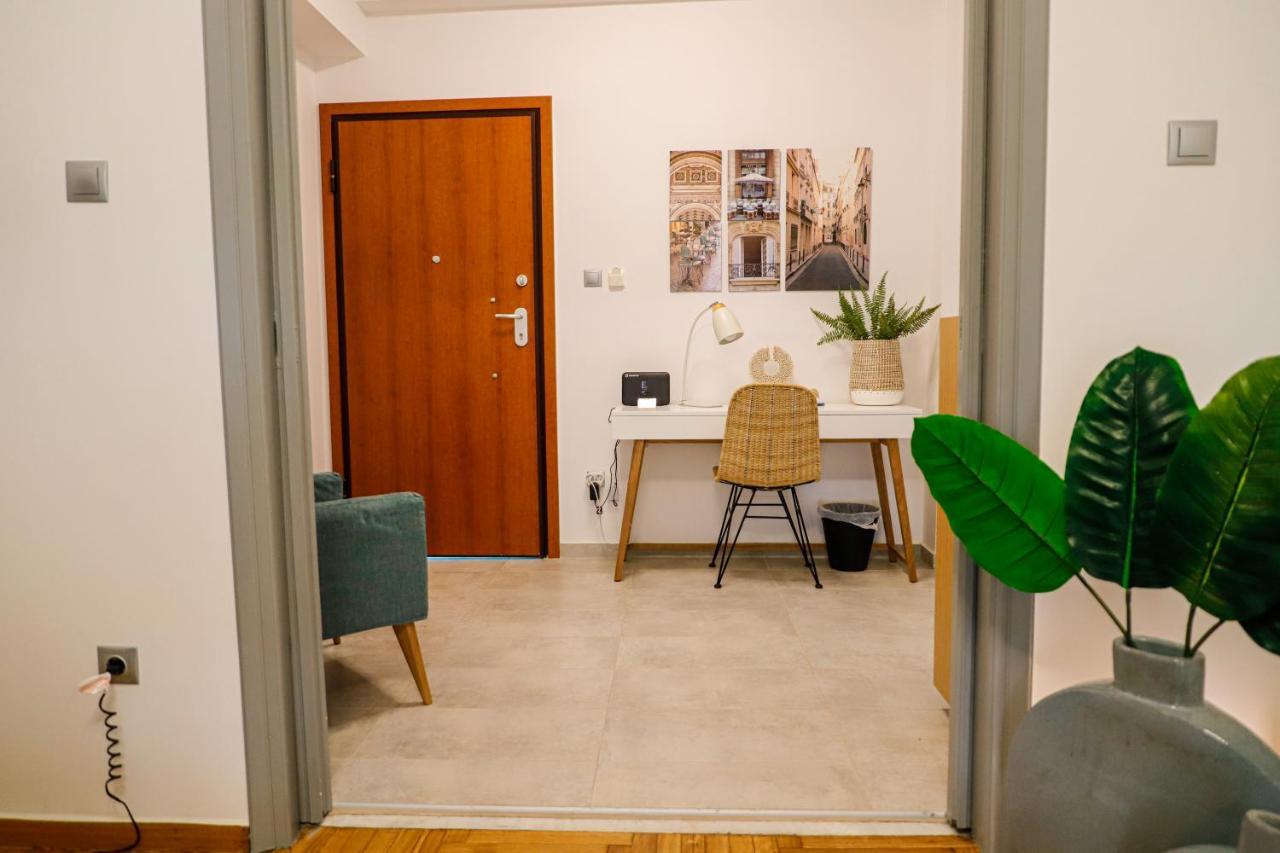 Newly Renovated Apartment 7 Min Walk From Acropolis Атина Екстериор снимка