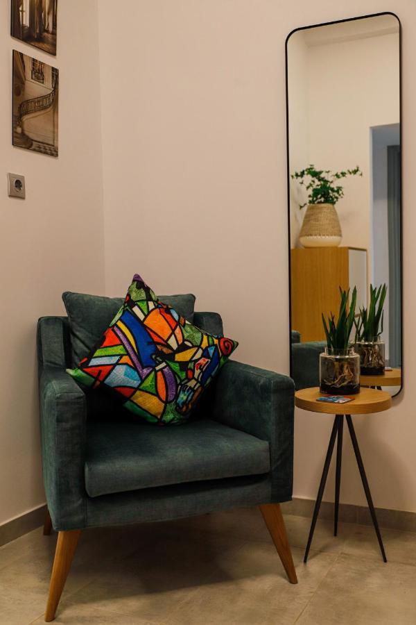 Newly Renovated Apartment 7 Min Walk From Acropolis Атина Екстериор снимка