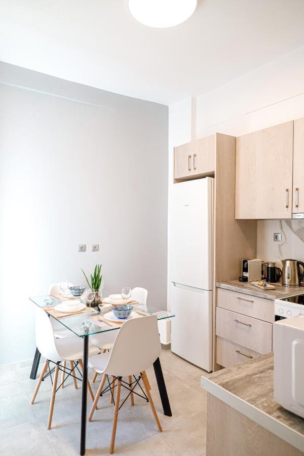 Newly Renovated Apartment 7 Min Walk From Acropolis Атина Екстериор снимка