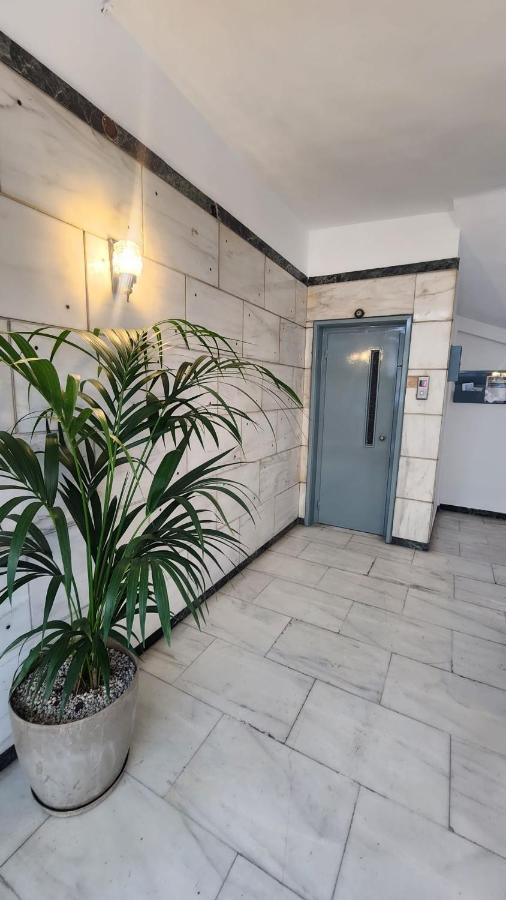 Newly Renovated Apartment 7 Min Walk From Acropolis Атина Екстериор снимка